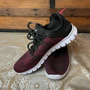 RBX Sneaker Maroon And Black Fabric Men 11 Medium Athletic EF 5153